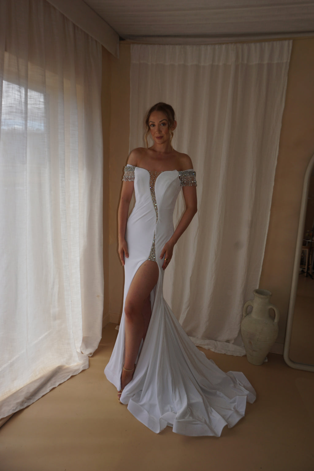 Ava Presley White Evening Gown US2/UK6